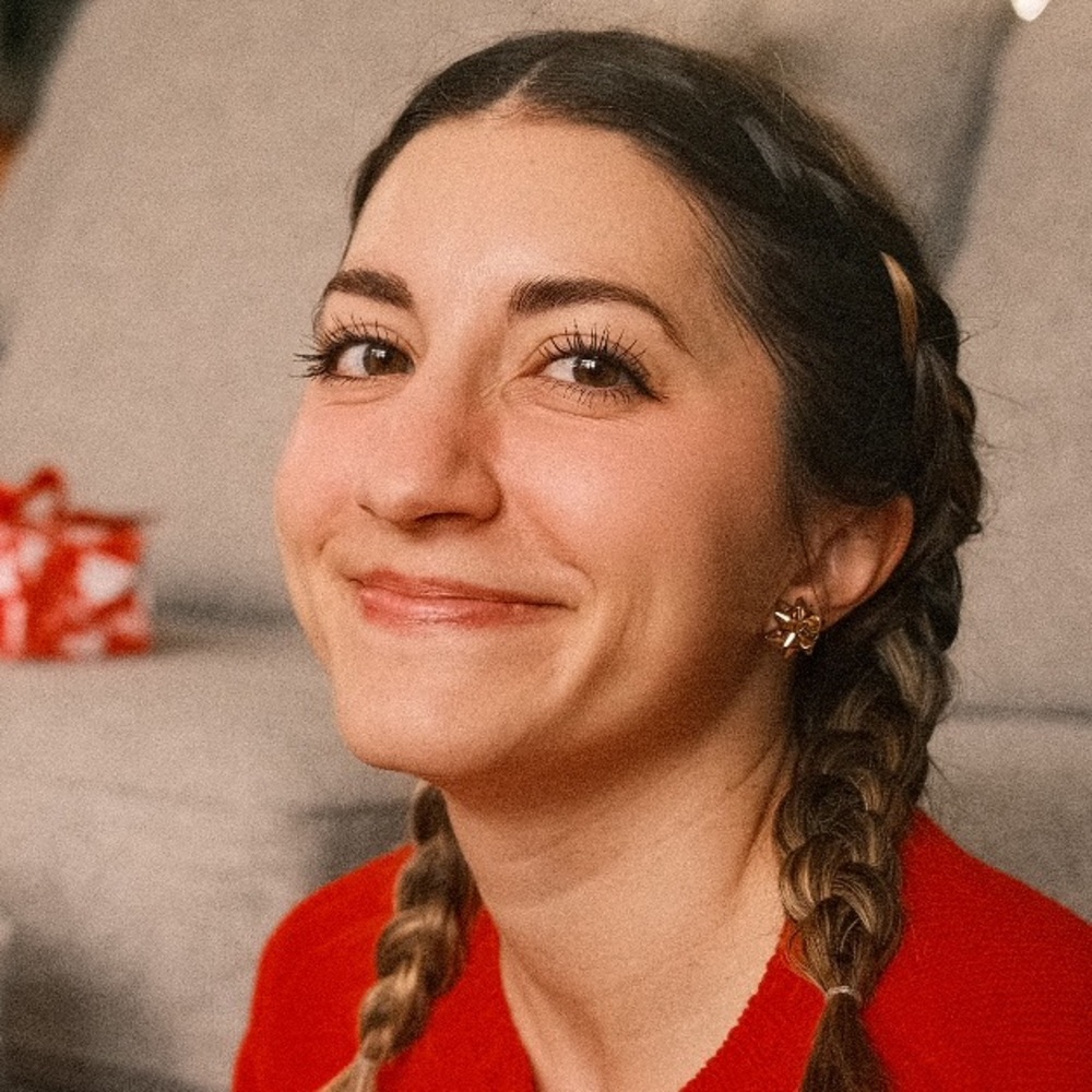 Meet your Posher, Lydia